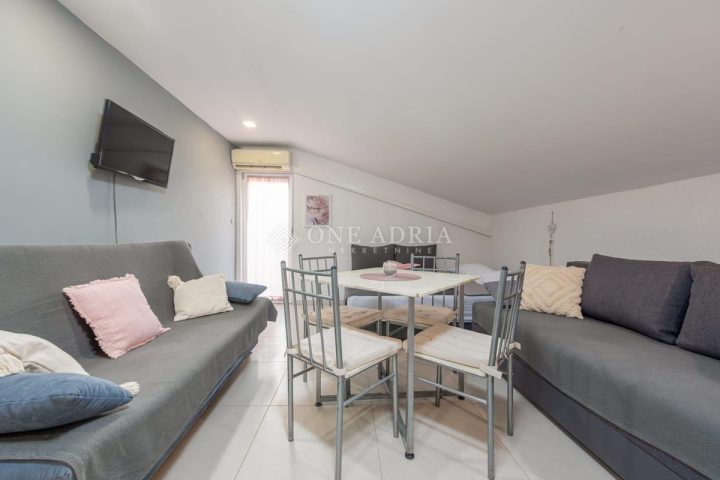 Apartma Naprodaj - Ličko-senjska Karlobag - foto 2/13
