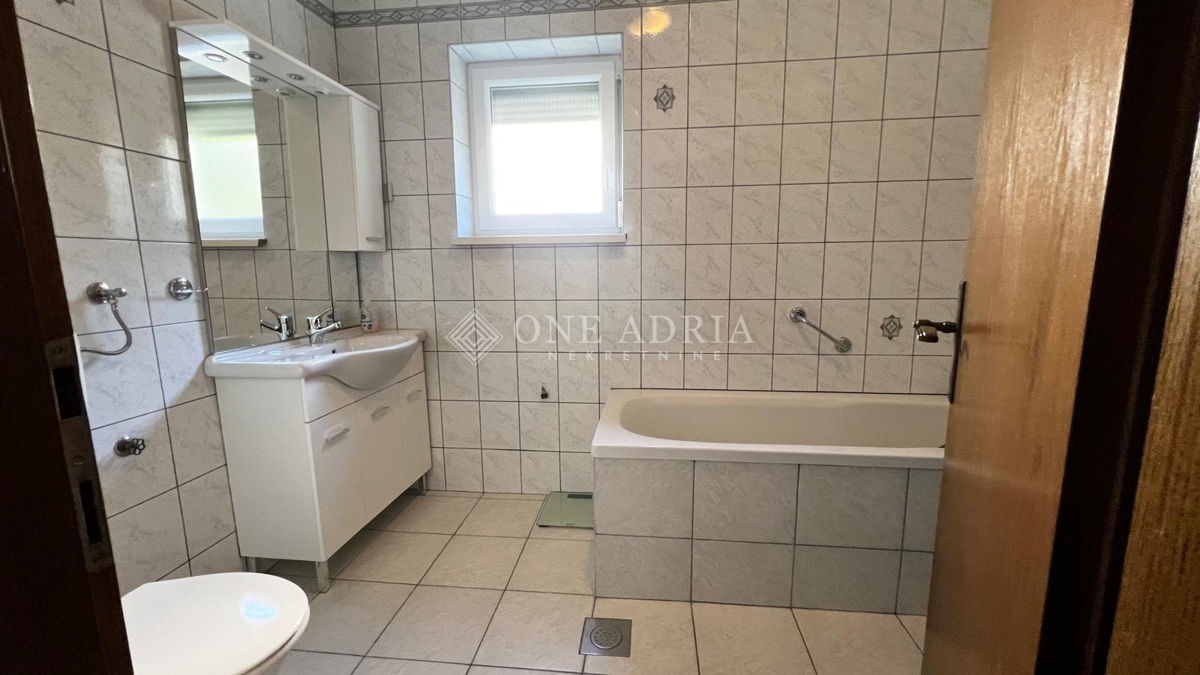 House For sale - PRIMORSKO-GORANSKA NOVI VINODOLSKI