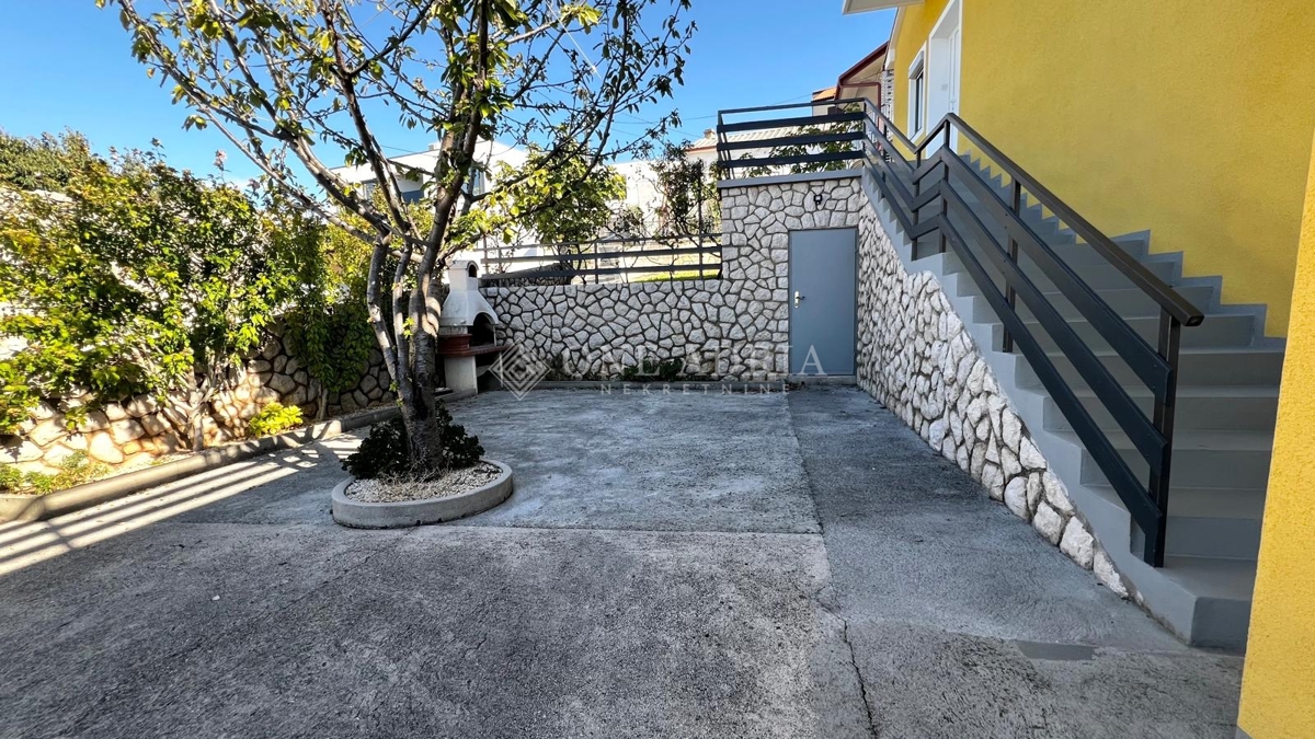 House For sale - Primorsko-goranska Novi Vinodolski - foto 3/25