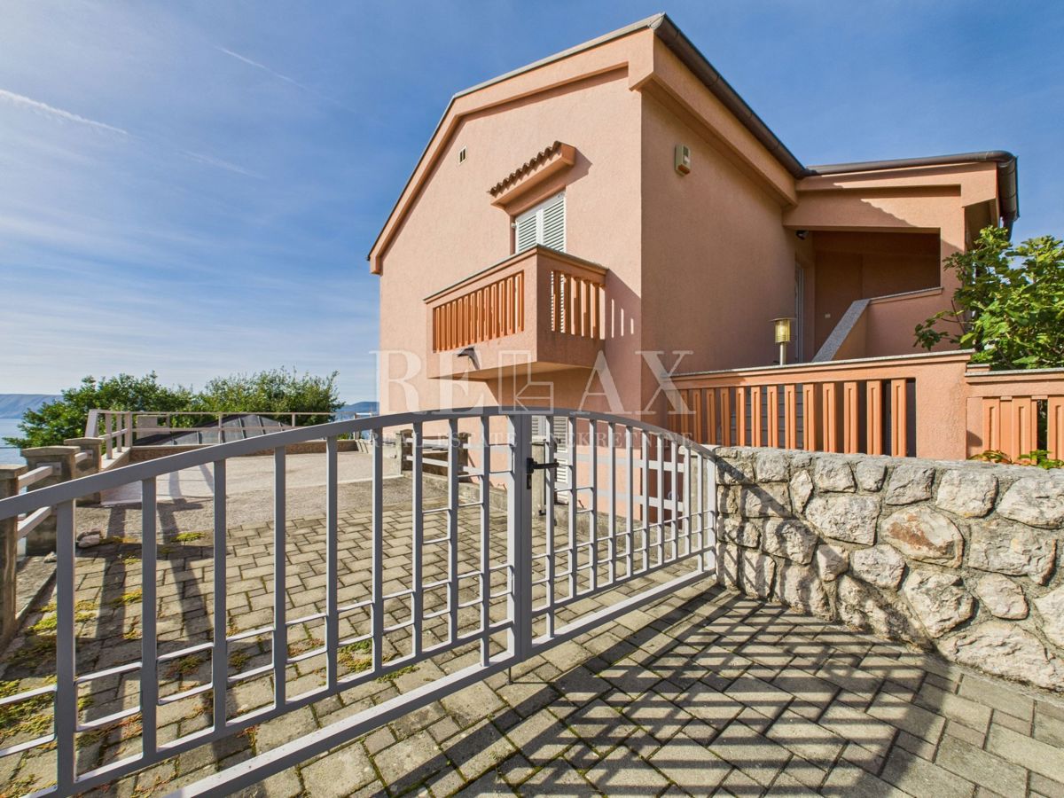 House For sale - Primorsko-goranska Novi Vinodolski - foto 1/41