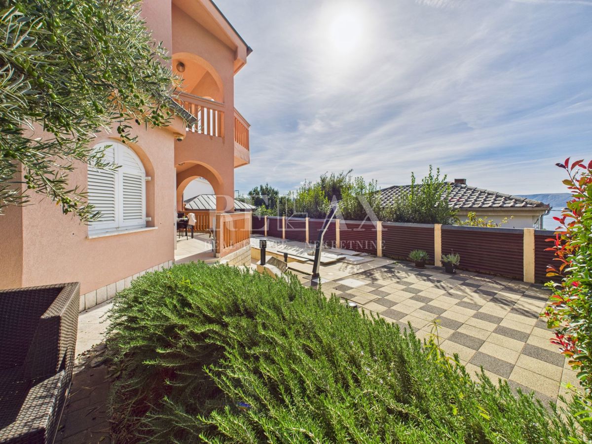 House For sale - PRIMORSKO-GORANSKA NOVI VINODOLSKI
