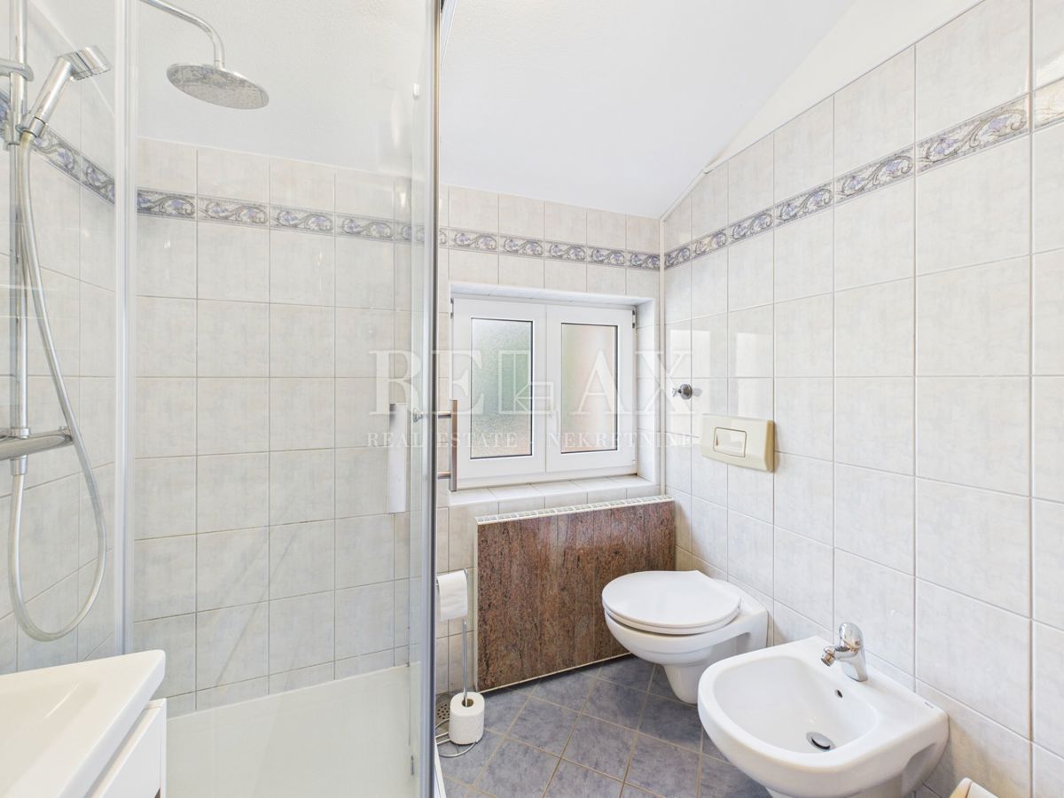 House For sale - PRIMORSKO-GORANSKA NOVI VINODOLSKI