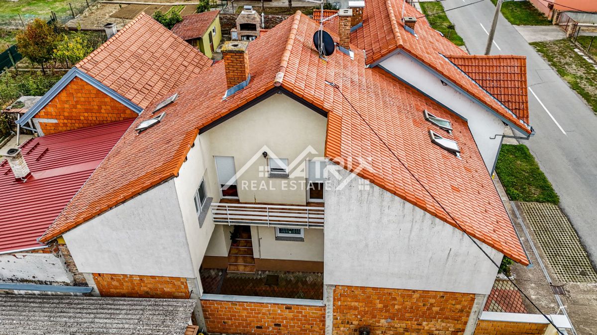Dom Na sprzedaż - VUKOVARSKO-SRIJEMSKA VUKOVAR