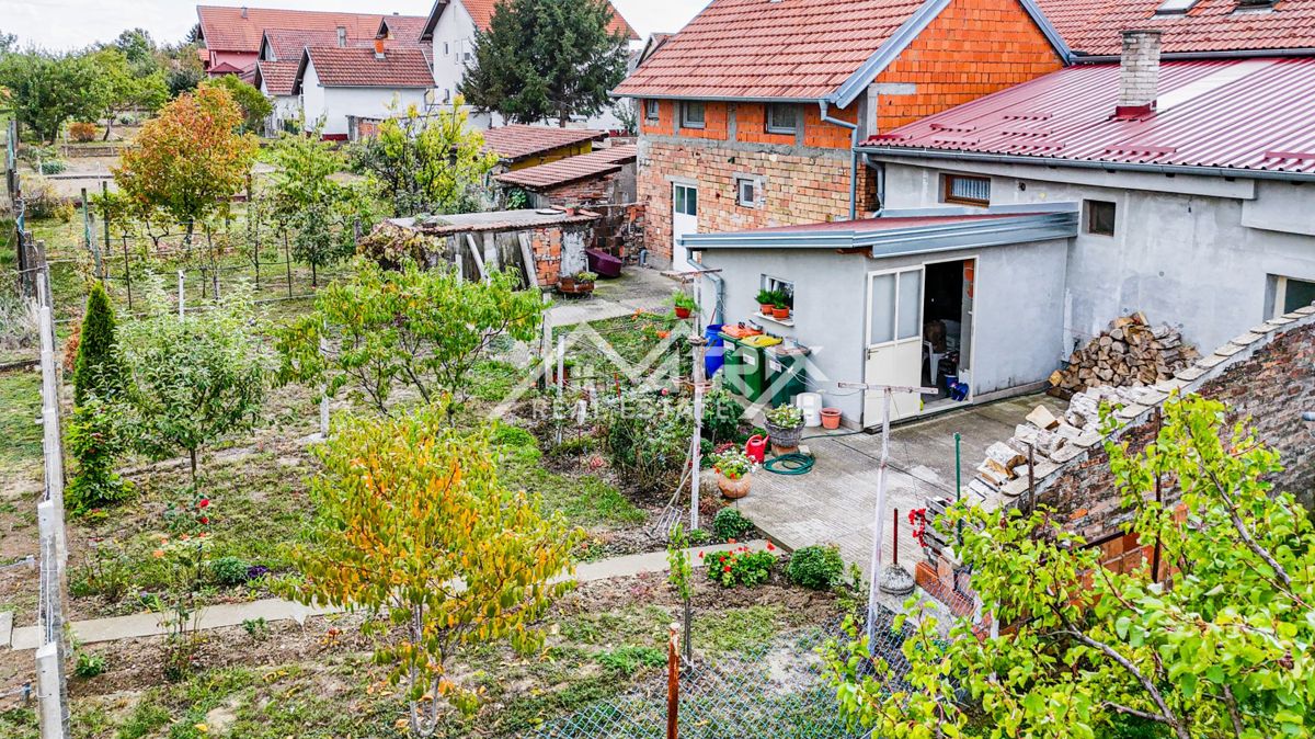 Dom Na sprzedaż - VUKOVARSKO-SRIJEMSKA VUKOVAR