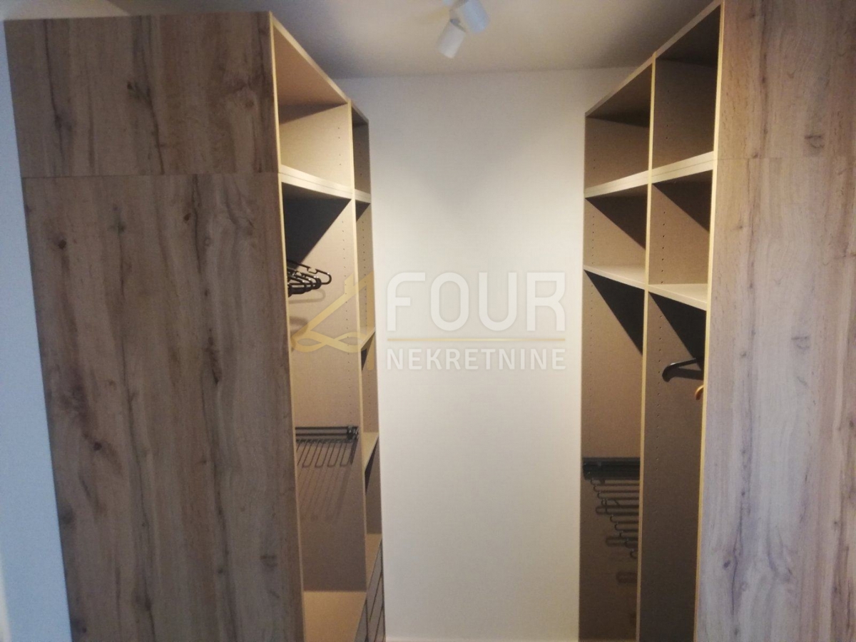 Appartement À louer - PRIMORSKO-GORANSKA KOSTRENA