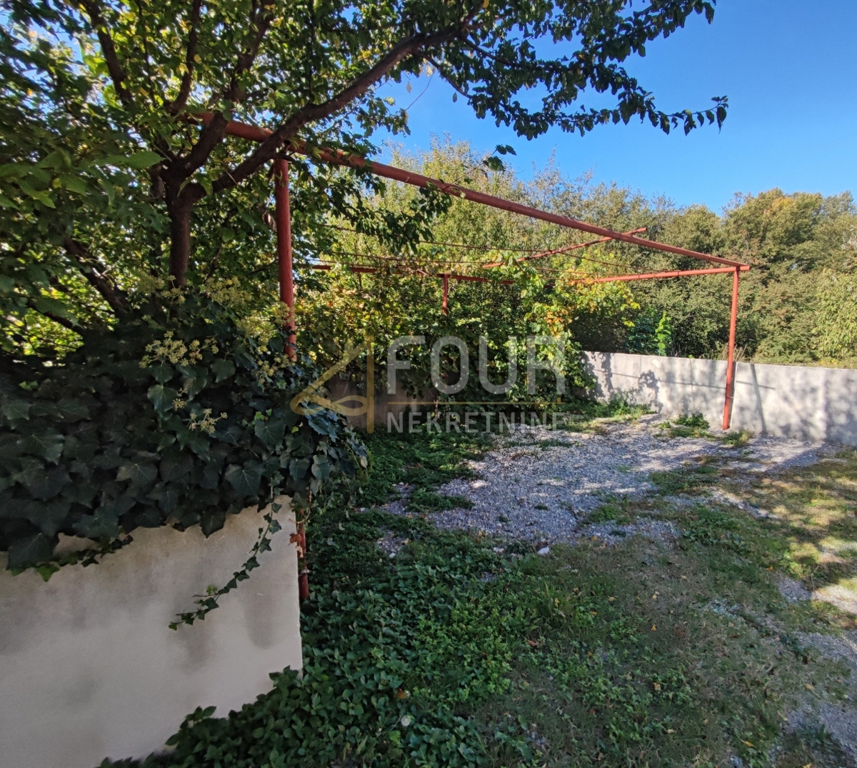 Kuća Na prodaju - Primorsko-goranska Vinodolska Općina - foto 1/14
