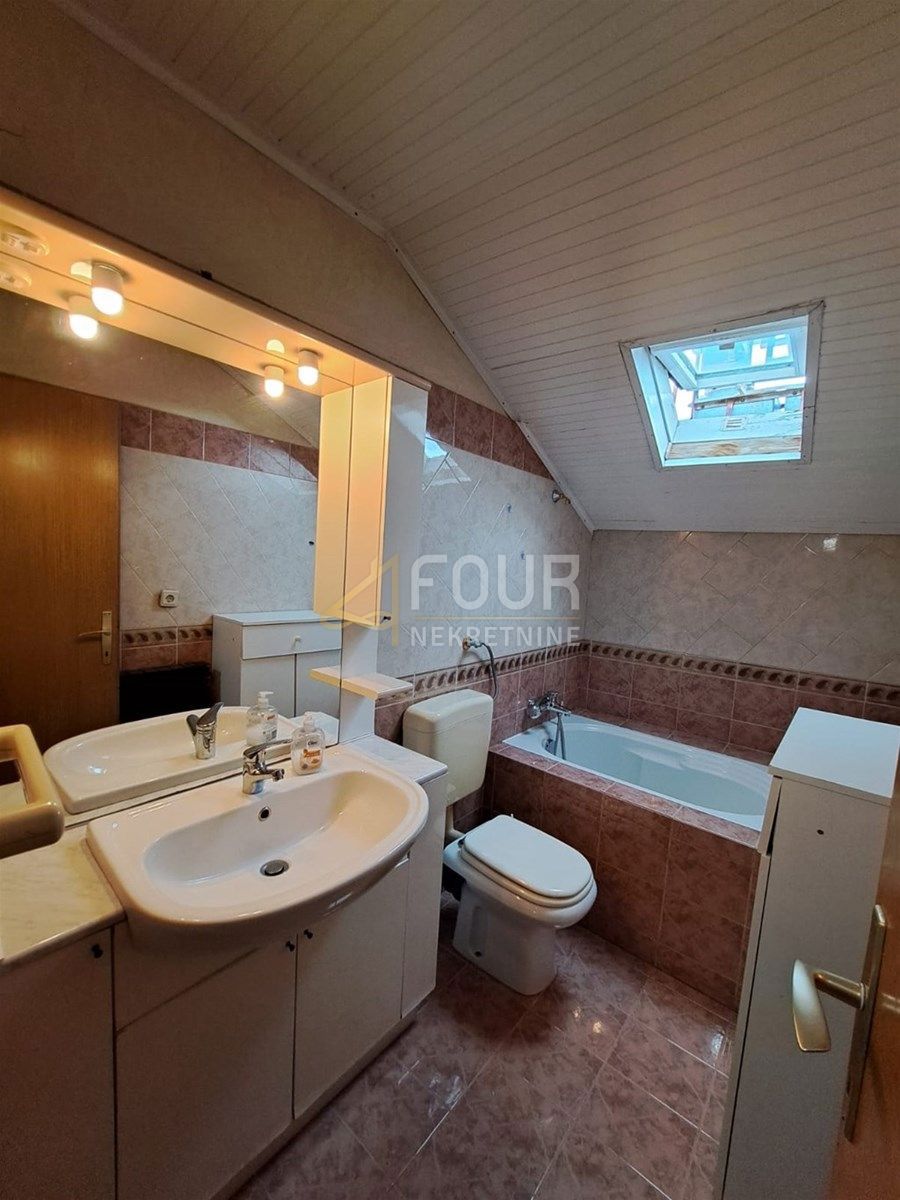 House For sale - PRIMORSKO-GORANSKA NOVI VINODOLSKI