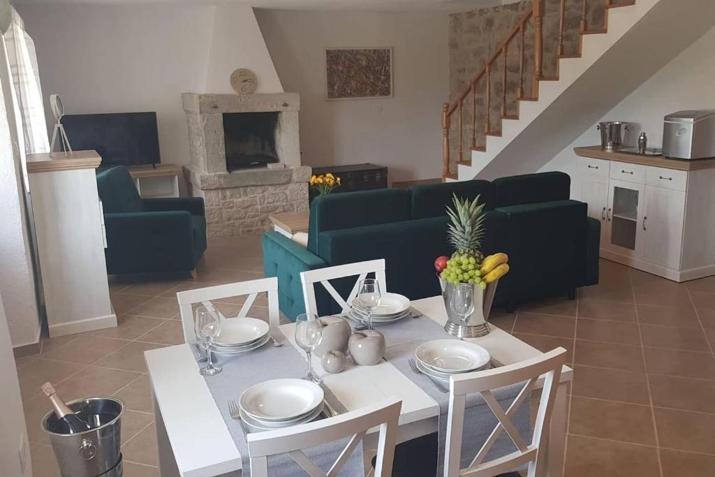 Casa In vendita - ISTARSKA POREČ