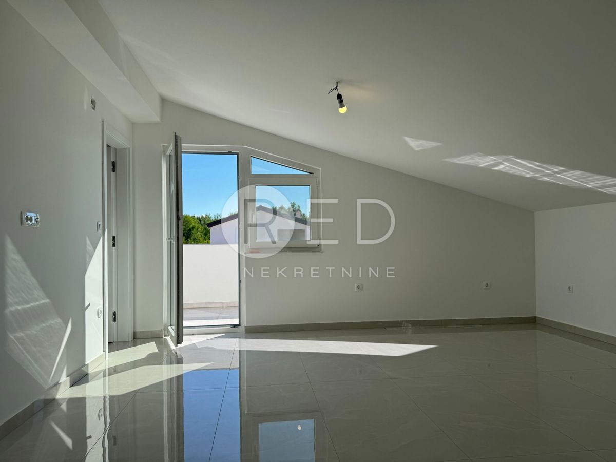 Appartement À vendre - Zadarska Vir - foto 1/9