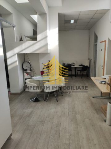 Locaux commerciaux À vendre - Splitsko-dalmatinska Split - foto 3/9