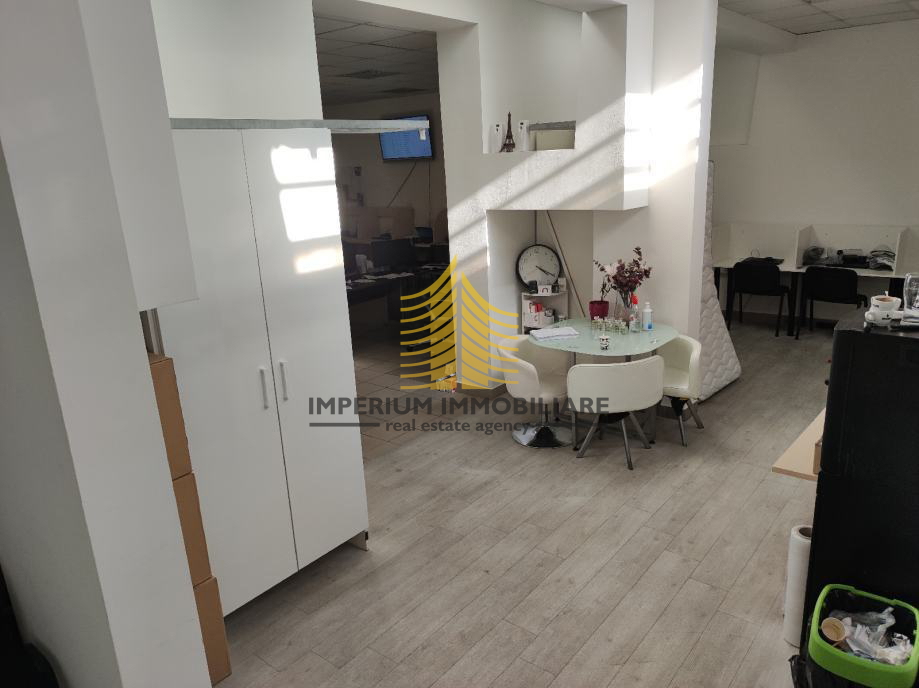 Lokal użytkowy Na sprzedaż SPLIT