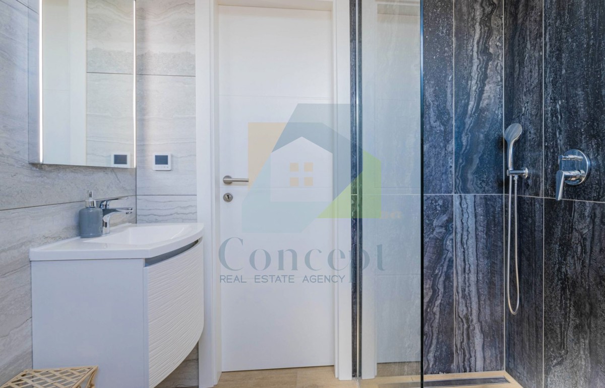 Apartma Na predaj - ISTARSKA POREČ