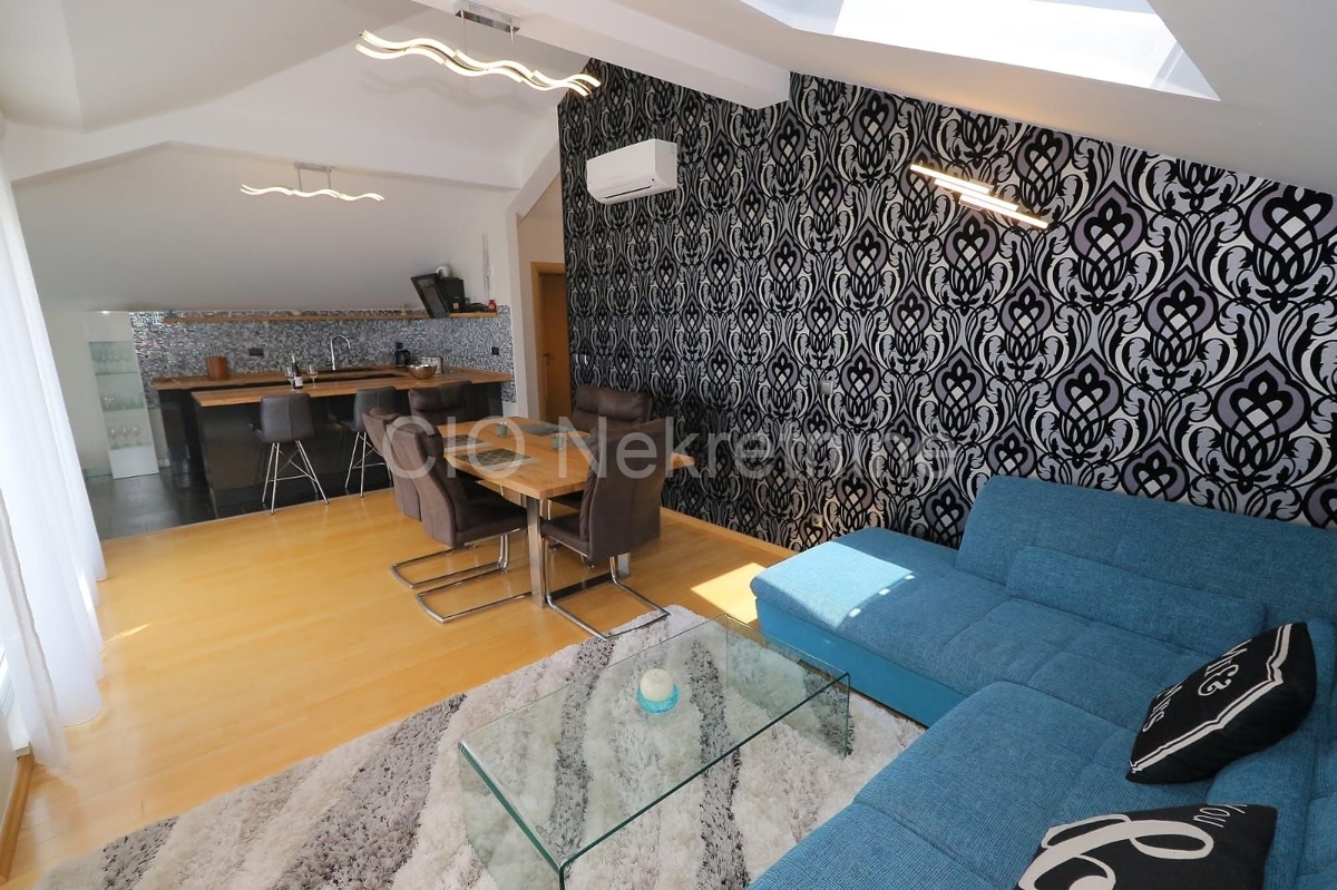 Flat For rent - SPLITSKO-DALMATINSKA SPLIT