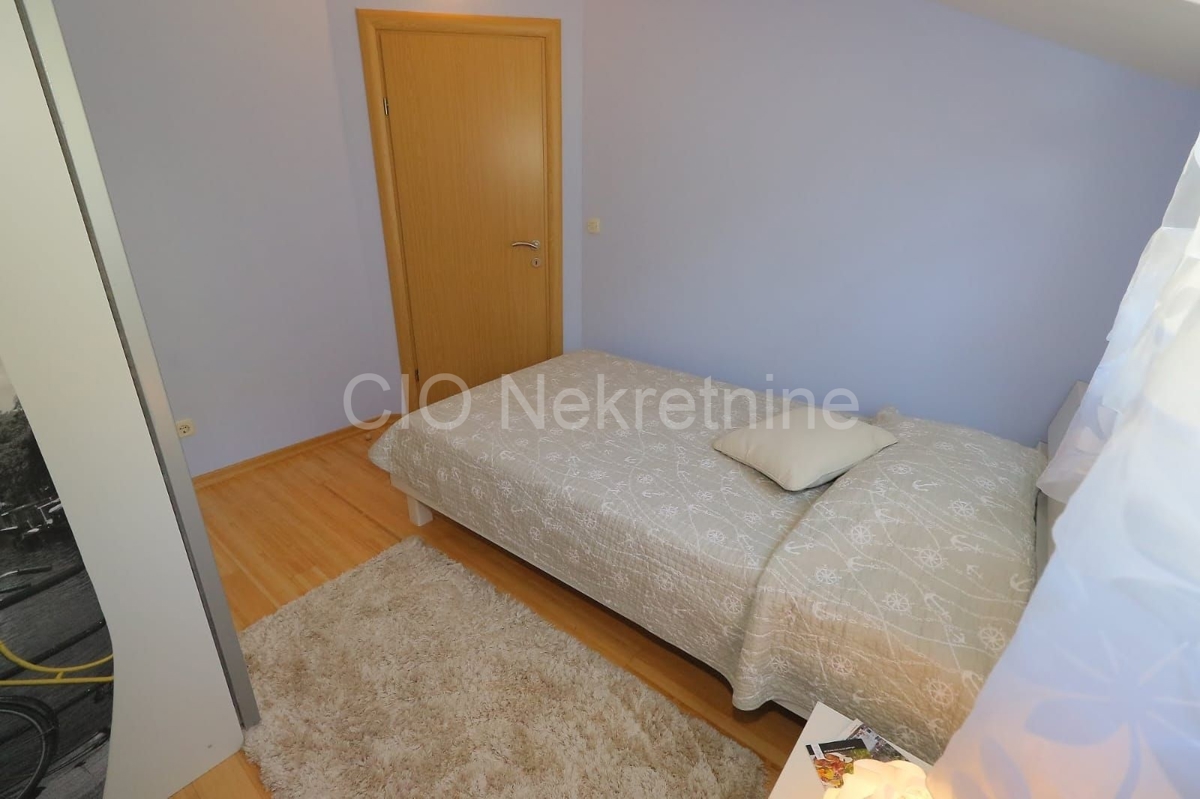 Flat For rent - SPLITSKO-DALMATINSKA SPLIT