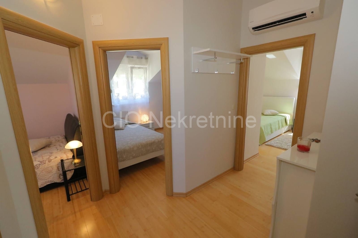 Flat For rent - SPLITSKO-DALMATINSKA SPLIT