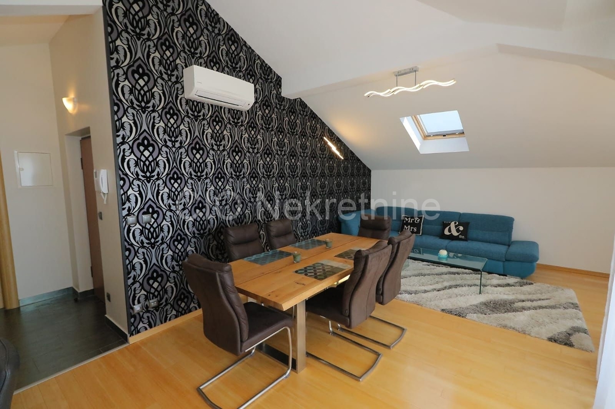 Flat For rent - SPLITSKO-DALMATINSKA SPLIT