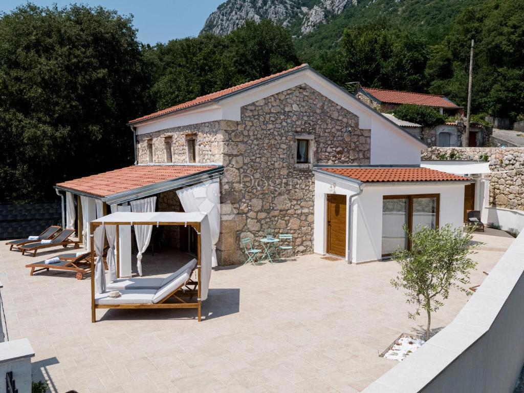 Hiša Na predaj - Primorsko-goranska Vinodolska Općina - foto 5/23
