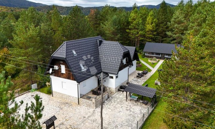 Dům Na prodej - Ličko-senjska Plitvička Jezera - foto 4/58