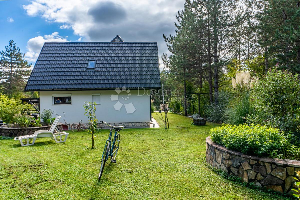 Dom Na sprzedaż - LIČKO-SENJSKA PLITVIČKA JEZERA