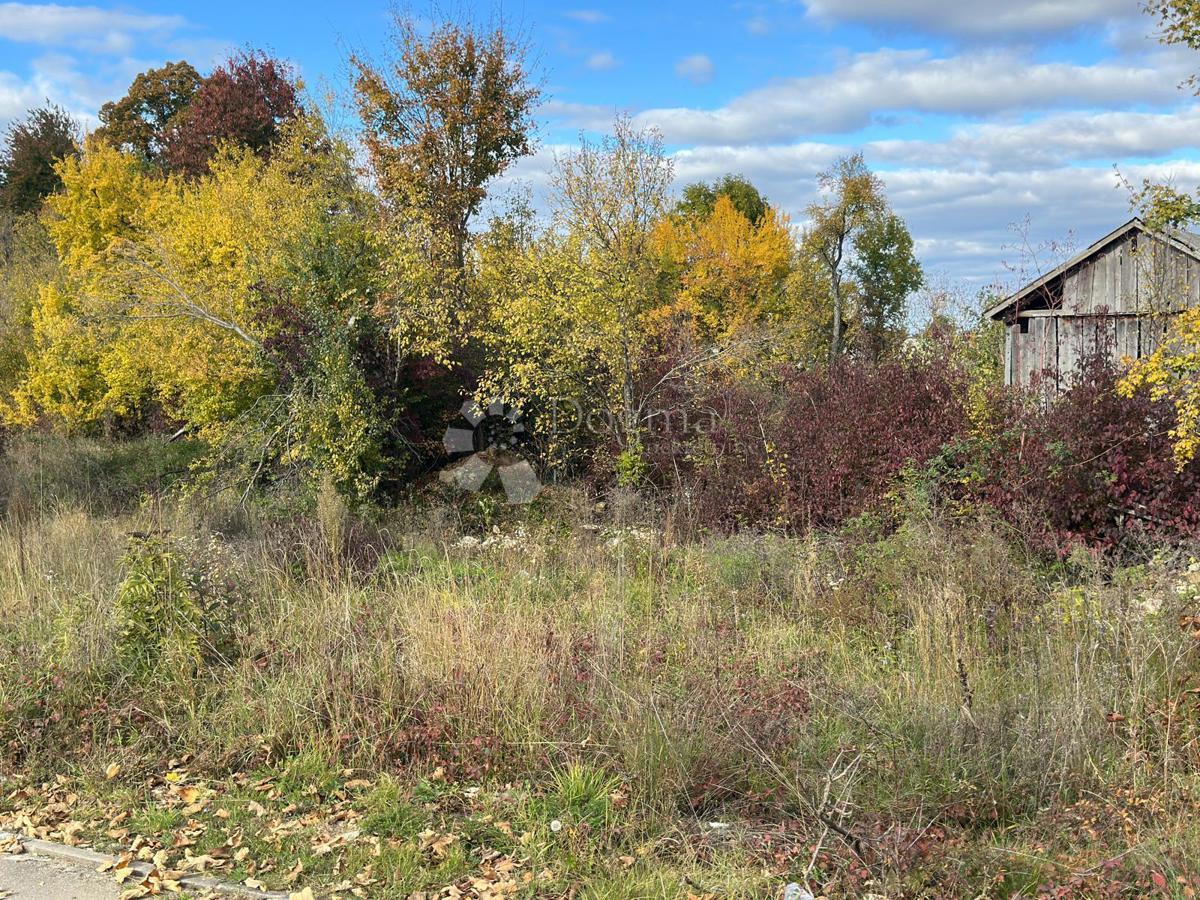 Land For sale - LIČKO-SENJSKA GOSPIĆ