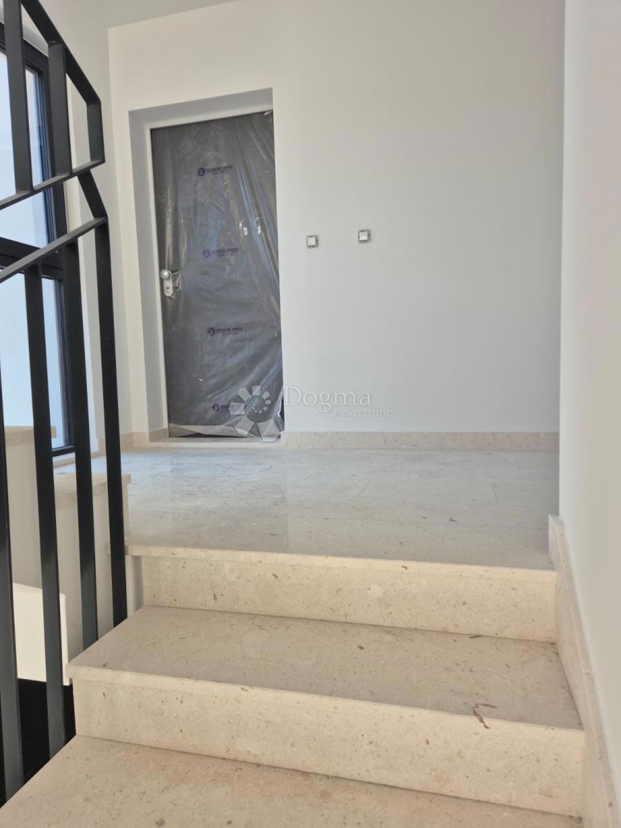 Flat For sale - SPLITSKO-DALMATINSKA ČIOVO