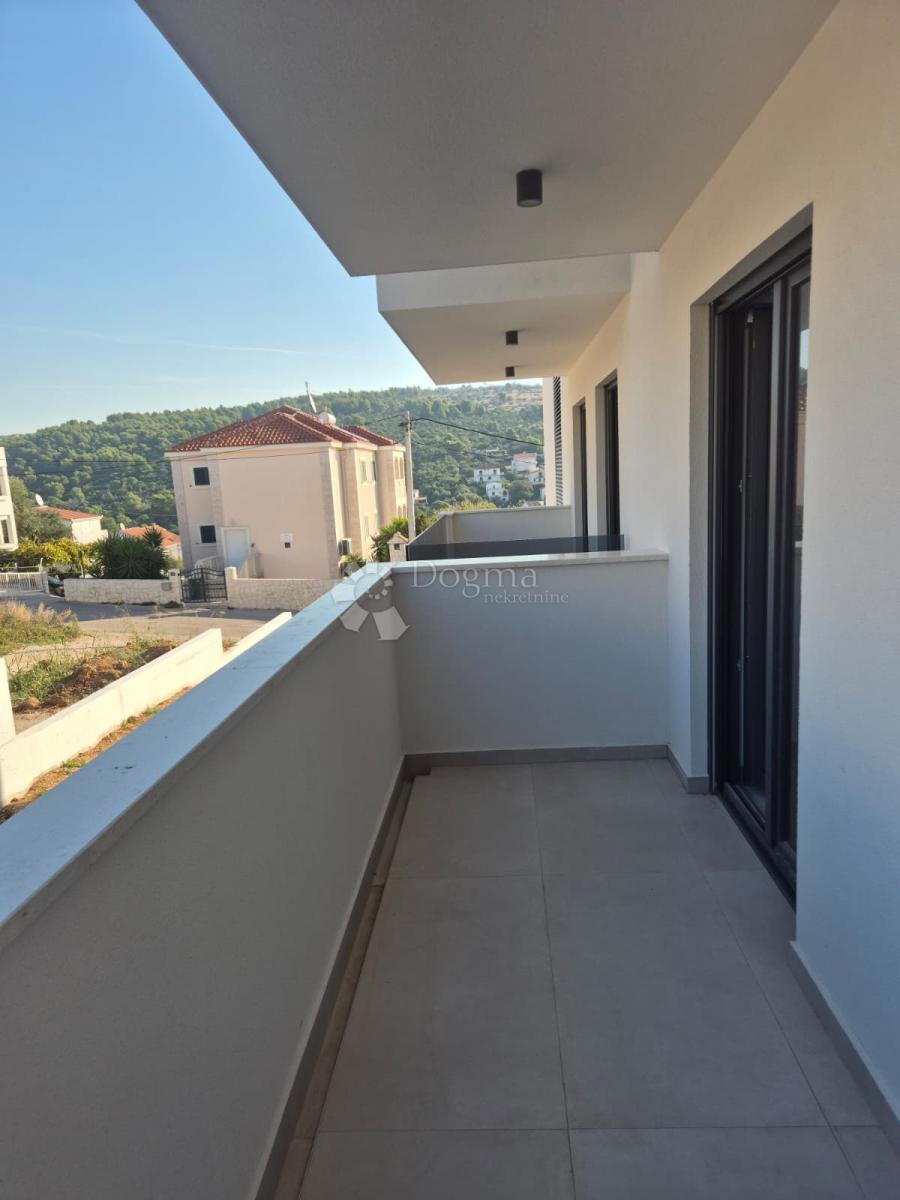 Flat For sale - SPLITSKO-DALMATINSKA ČIOVO