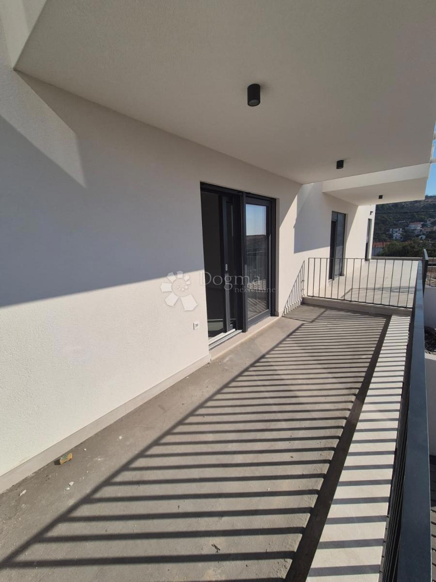 Apartment Zu verkaufen - SPLITSKO-DALMATINSKA ČIOVO