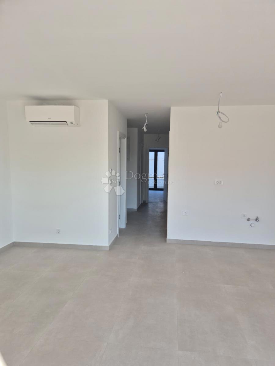 Flat For sale - SPLITSKO-DALMATINSKA ČIOVO