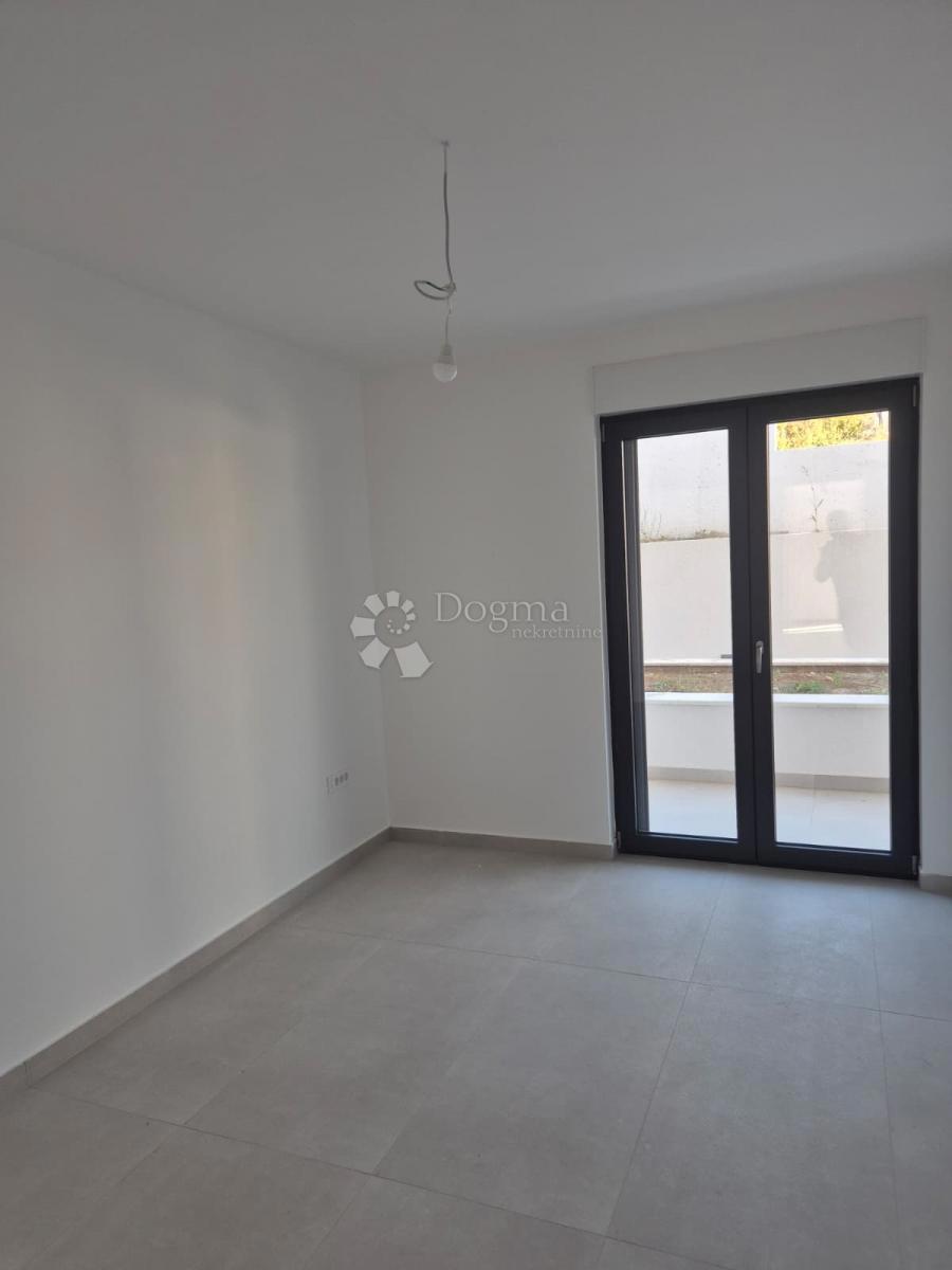 Flat For sale - SPLITSKO-DALMATINSKA ČIOVO