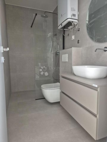 Apartment zu verkaufen 99 m² – Čiovo
