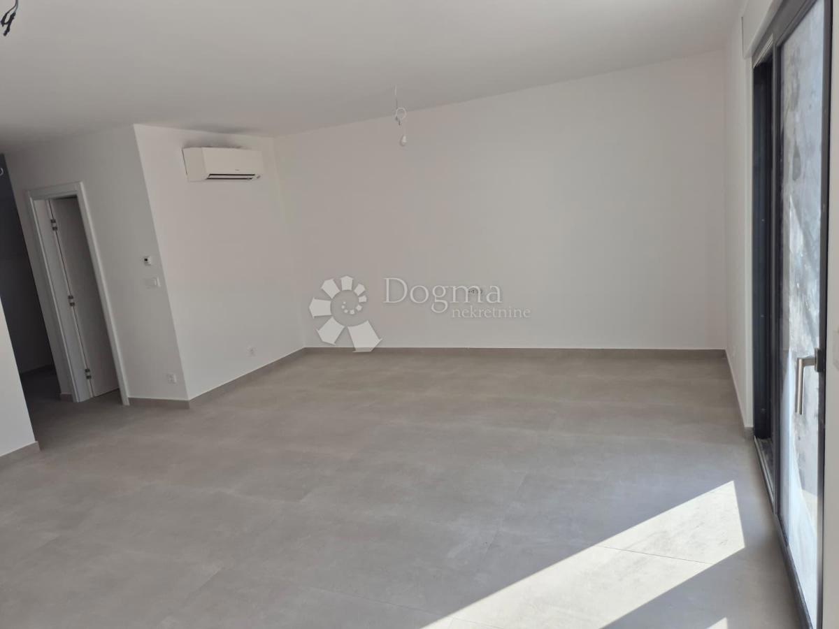 Flat For sale - SPLITSKO-DALMATINSKA ČIOVO