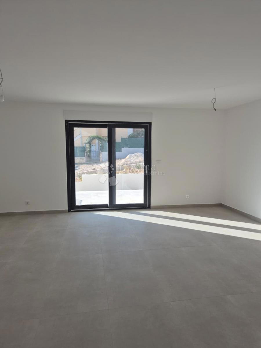 Flat For sale - SPLITSKO-DALMATINSKA ČIOVO