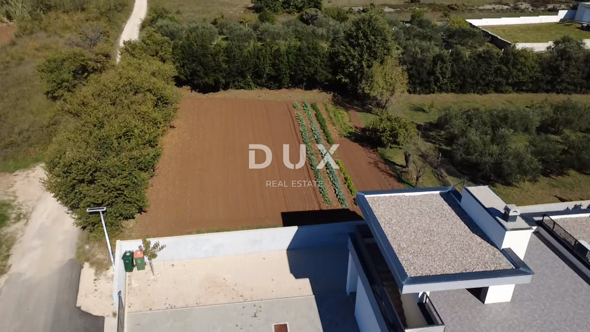 Land For sale - ZADARSKA VRSI