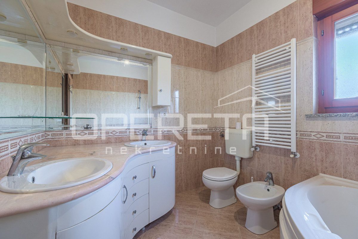 Casa In vendita - ISTARSKA UMAG