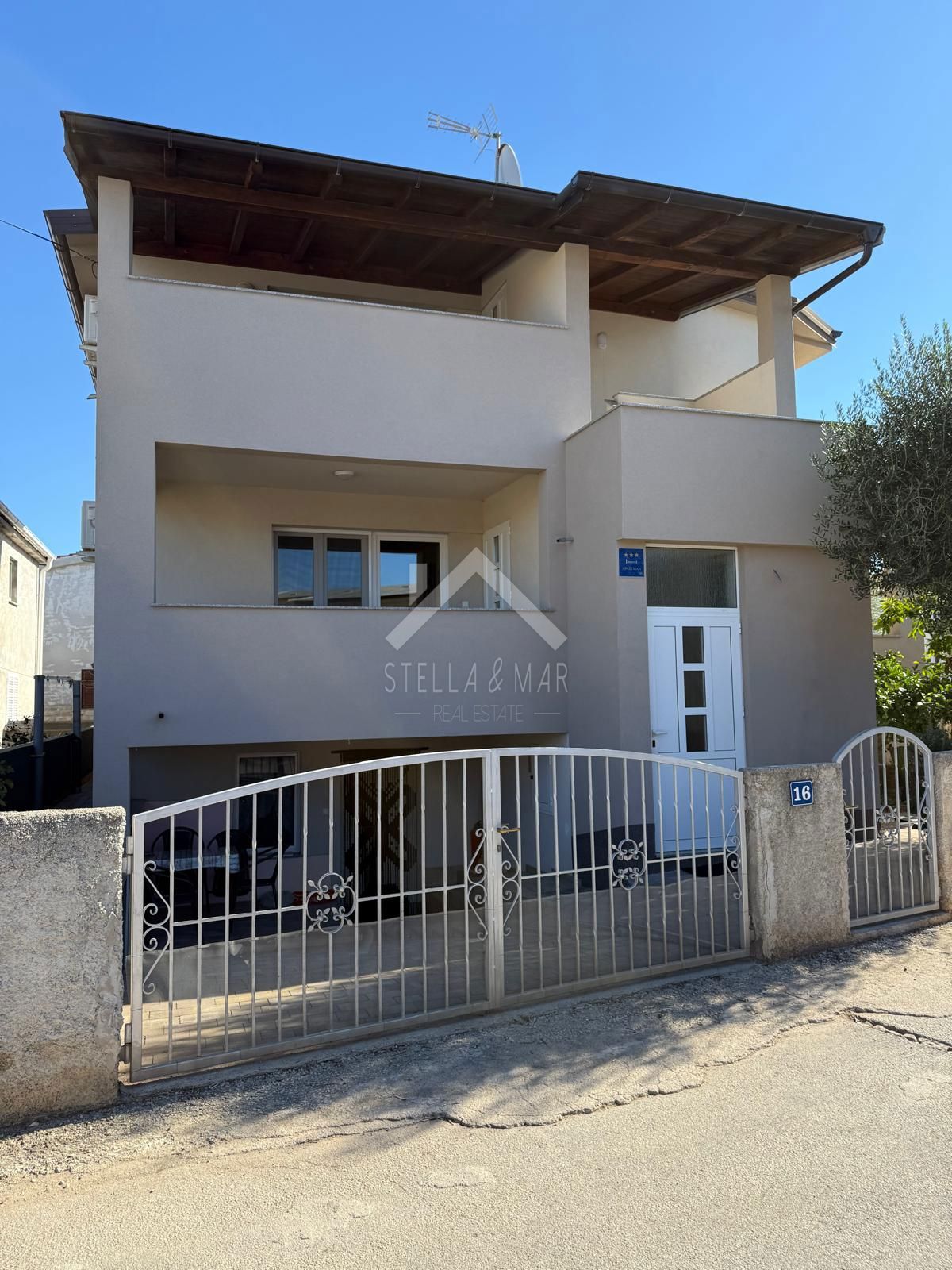 House For sale - Zadarska Vir - foto 1/28