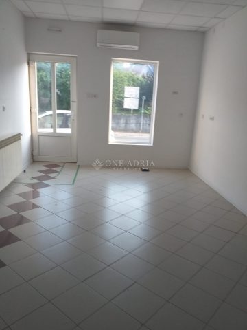 Komerčné na predaj 300 m² – Ogulin