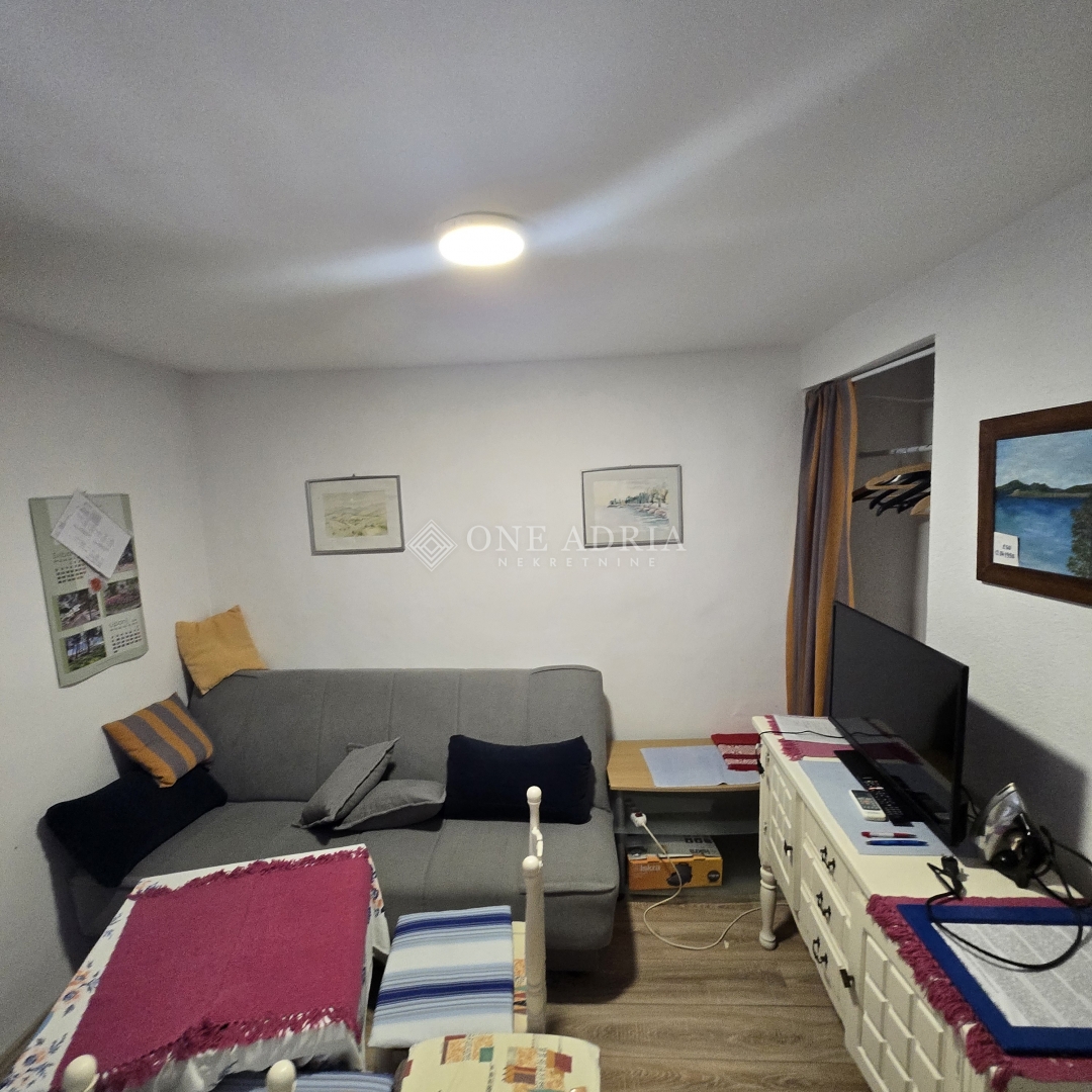 Kuća Na prodaju - PRIMORSKO-GORANSKA NOVI VINODOLSKI
