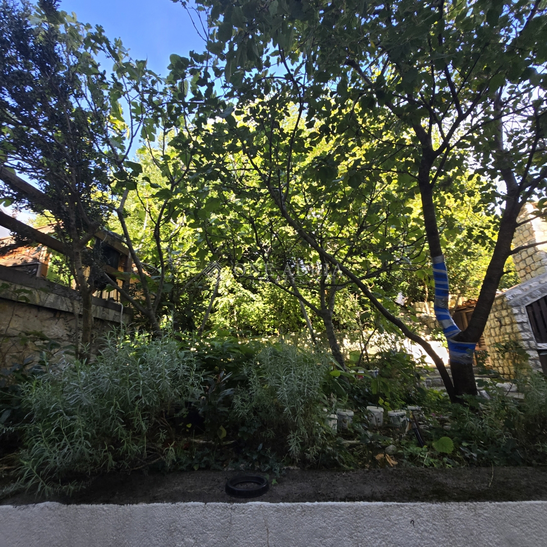 Kuća Na prodaju - PRIMORSKO-GORANSKA NOVI VINODOLSKI