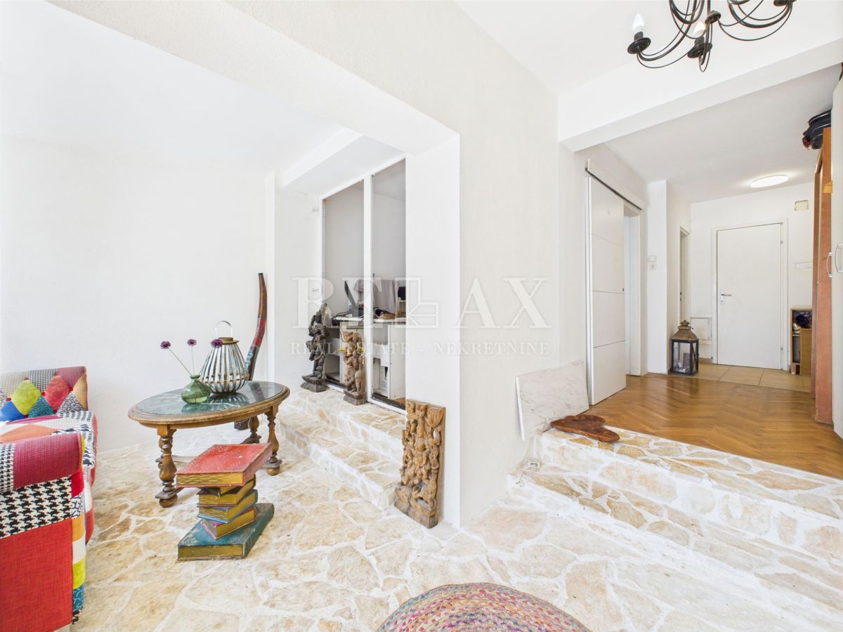 Apartmán Na predaj - PRIMORSKO-GORANSKA CRIKVENICA
