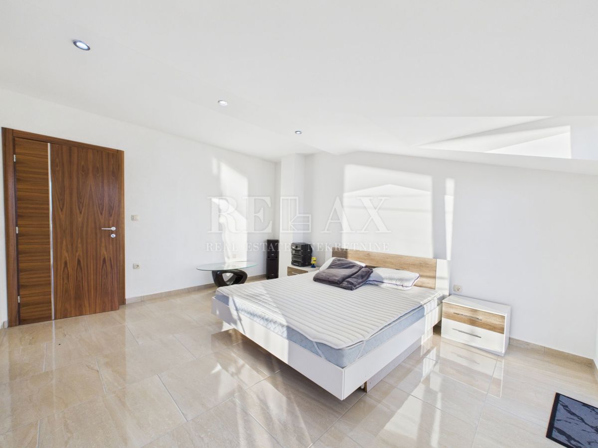 House For sale - PRIMORSKO-GORANSKA CRIKVENICA
