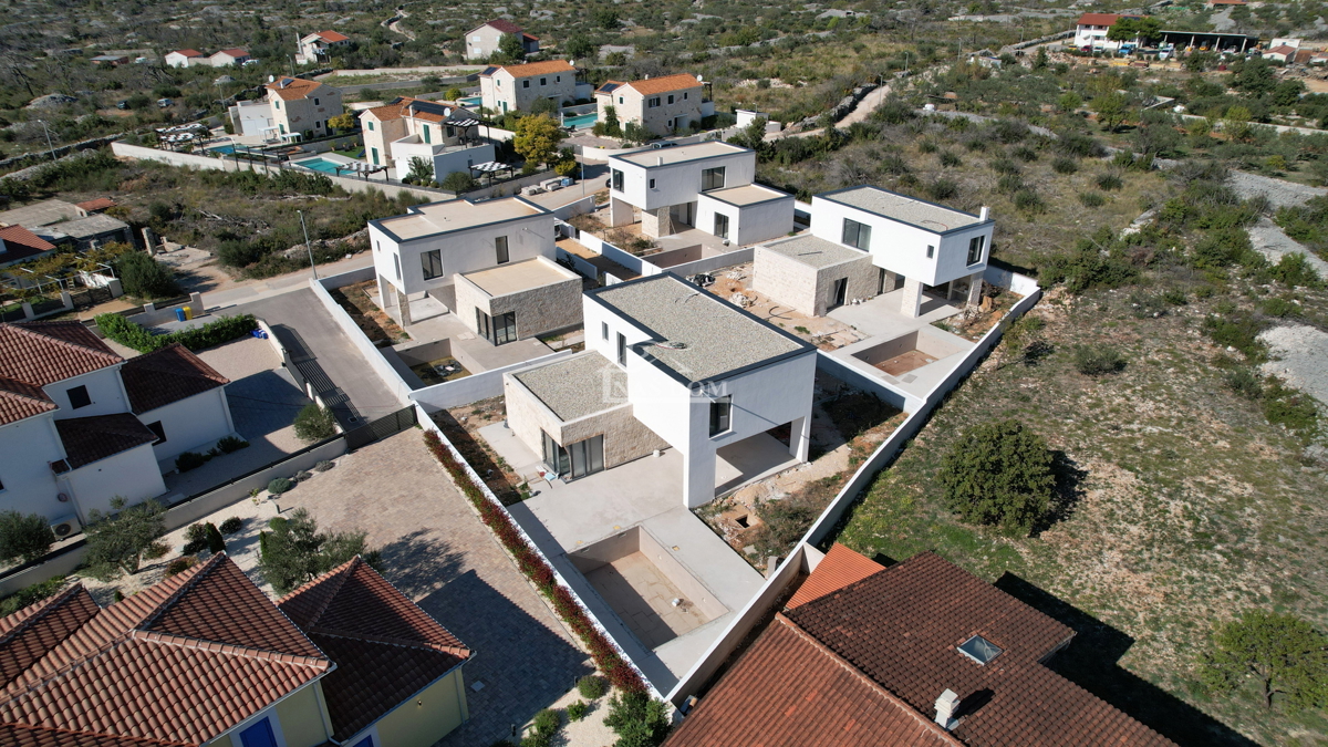 Dom Na predaj - ŠIBENSKO-KNINSKA ŠIBENIK
