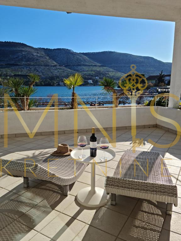 Poslovni prostori Na predaj - ŠIBENSKO-KNINSKA ŠIBENIK