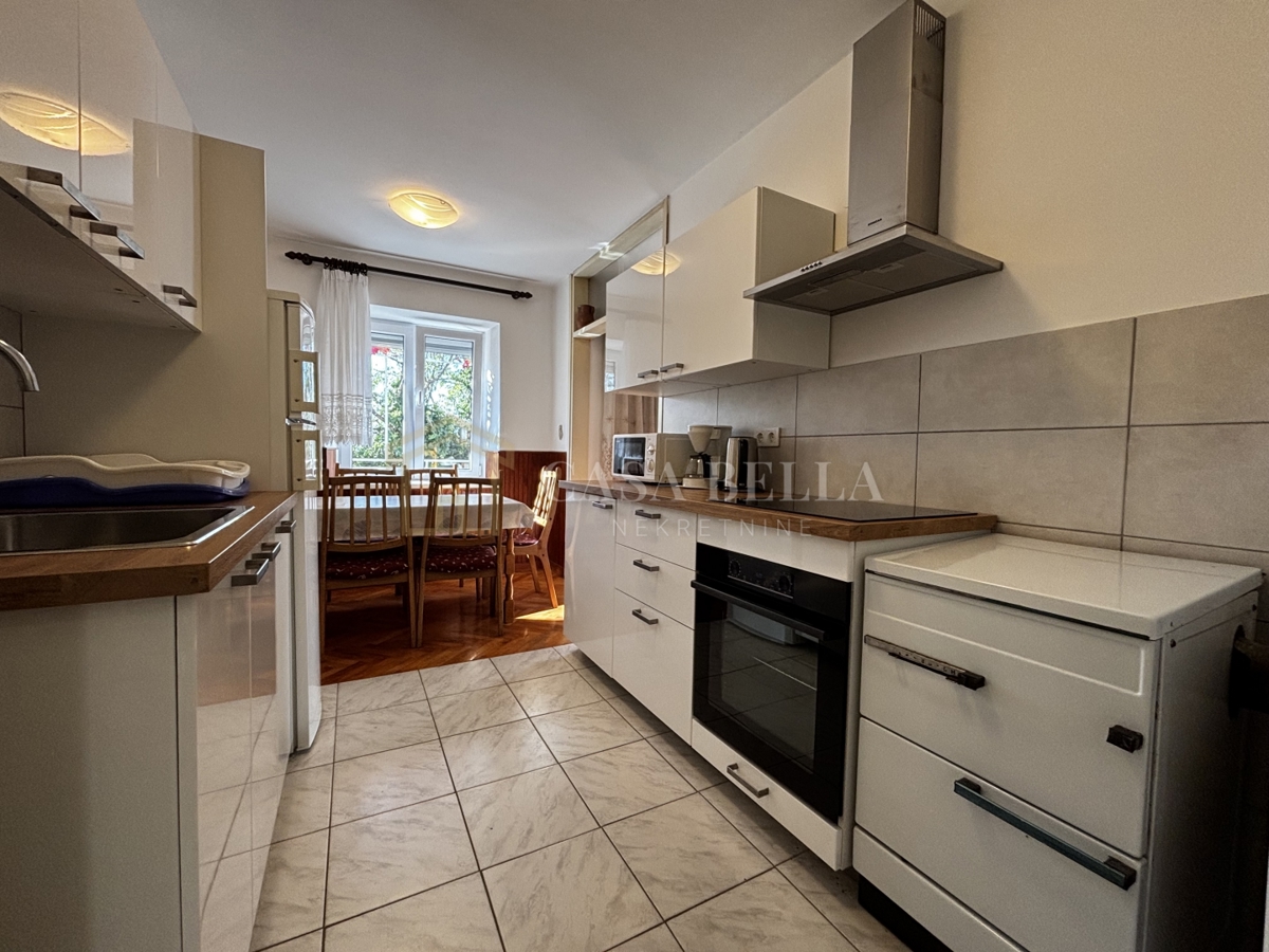 Maison À vendre - LIČKO-SENJSKA SENJ