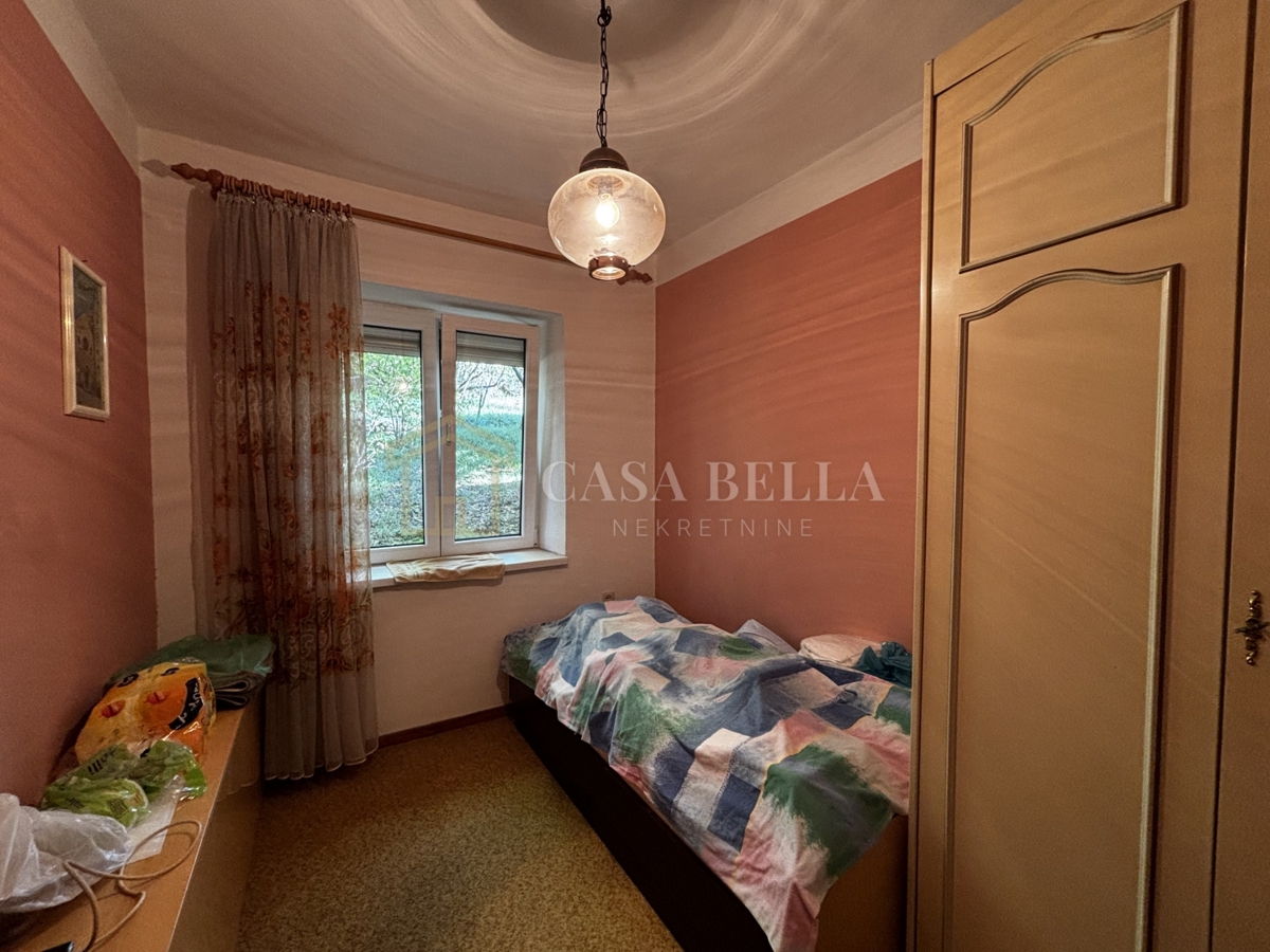 Maison À vendre - LIČKO-SENJSKA SENJ