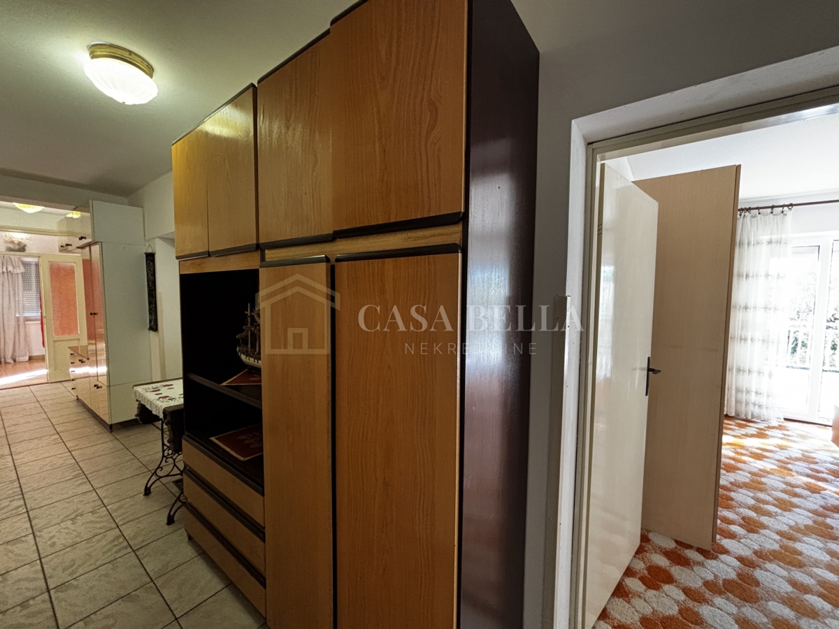 Maison À vendre - LIČKO-SENJSKA SENJ