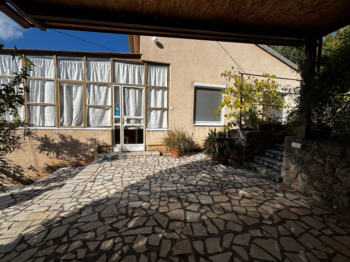 Maison À vendre - LIČKO-SENJSKA SENJ