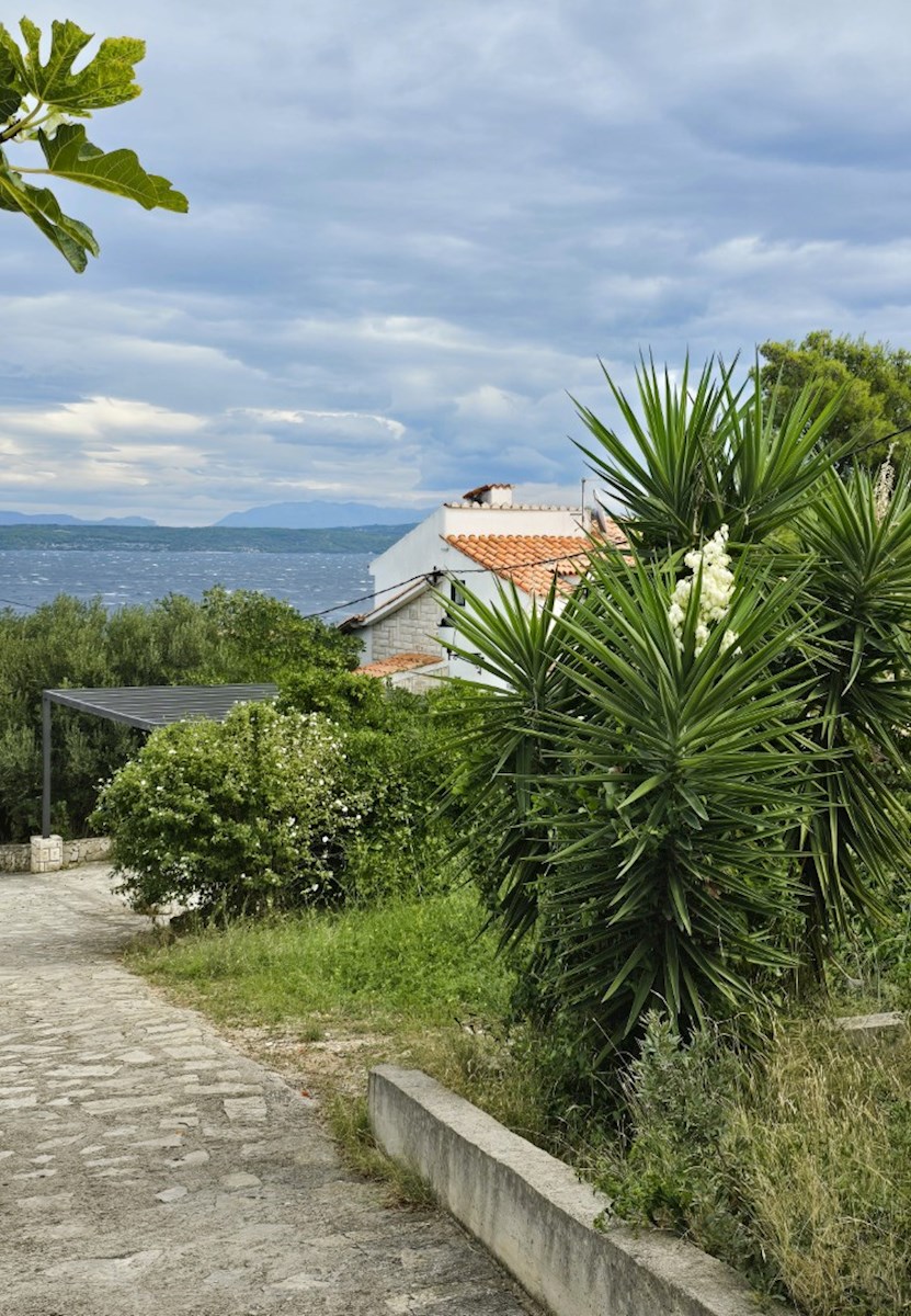 Dom Na predaj - SPLITSKO-DALMATINSKA ŠOLTA