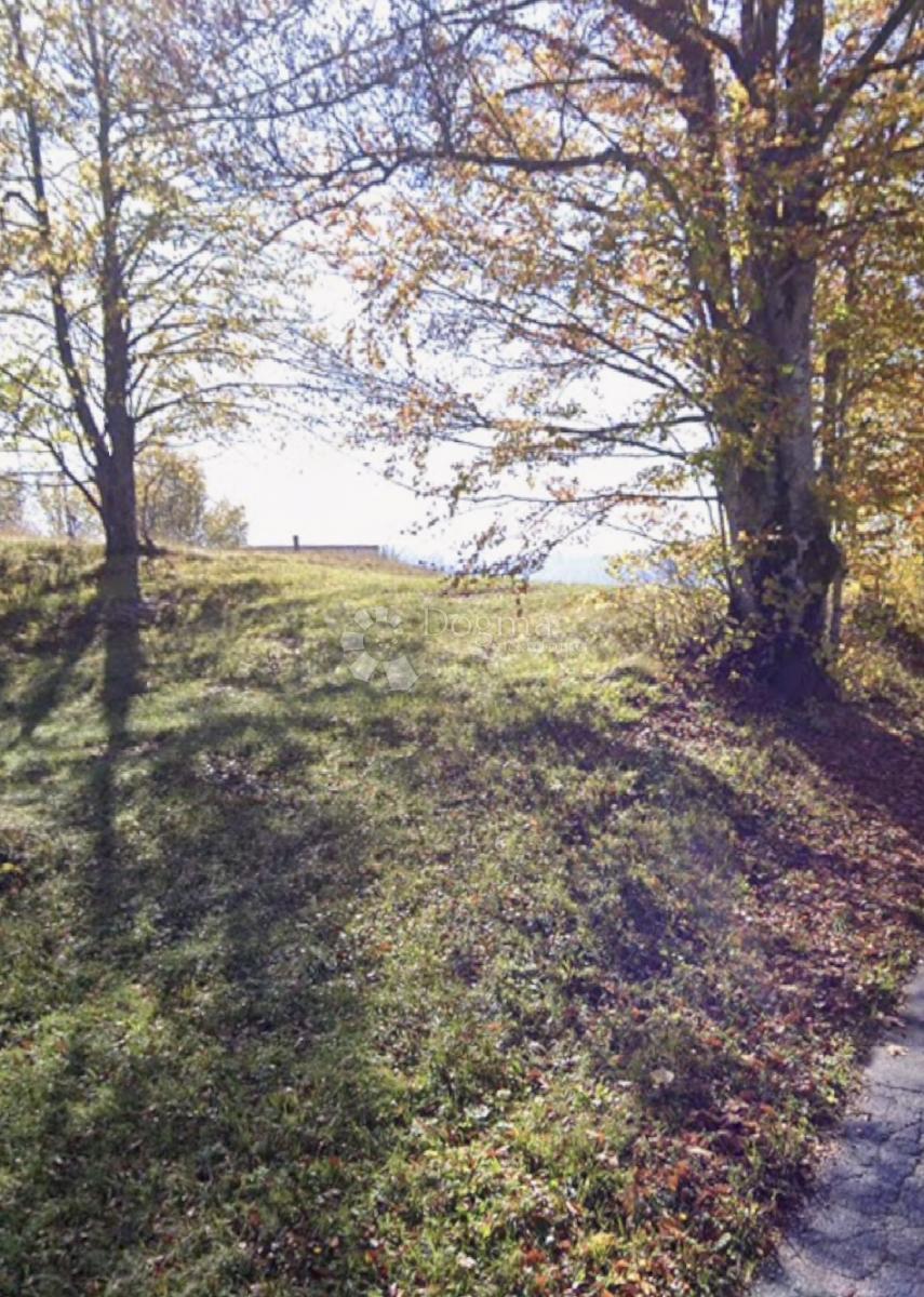 Zemljište Na prodaju - PRIMORSKO-GORANSKA RAVNA GORA