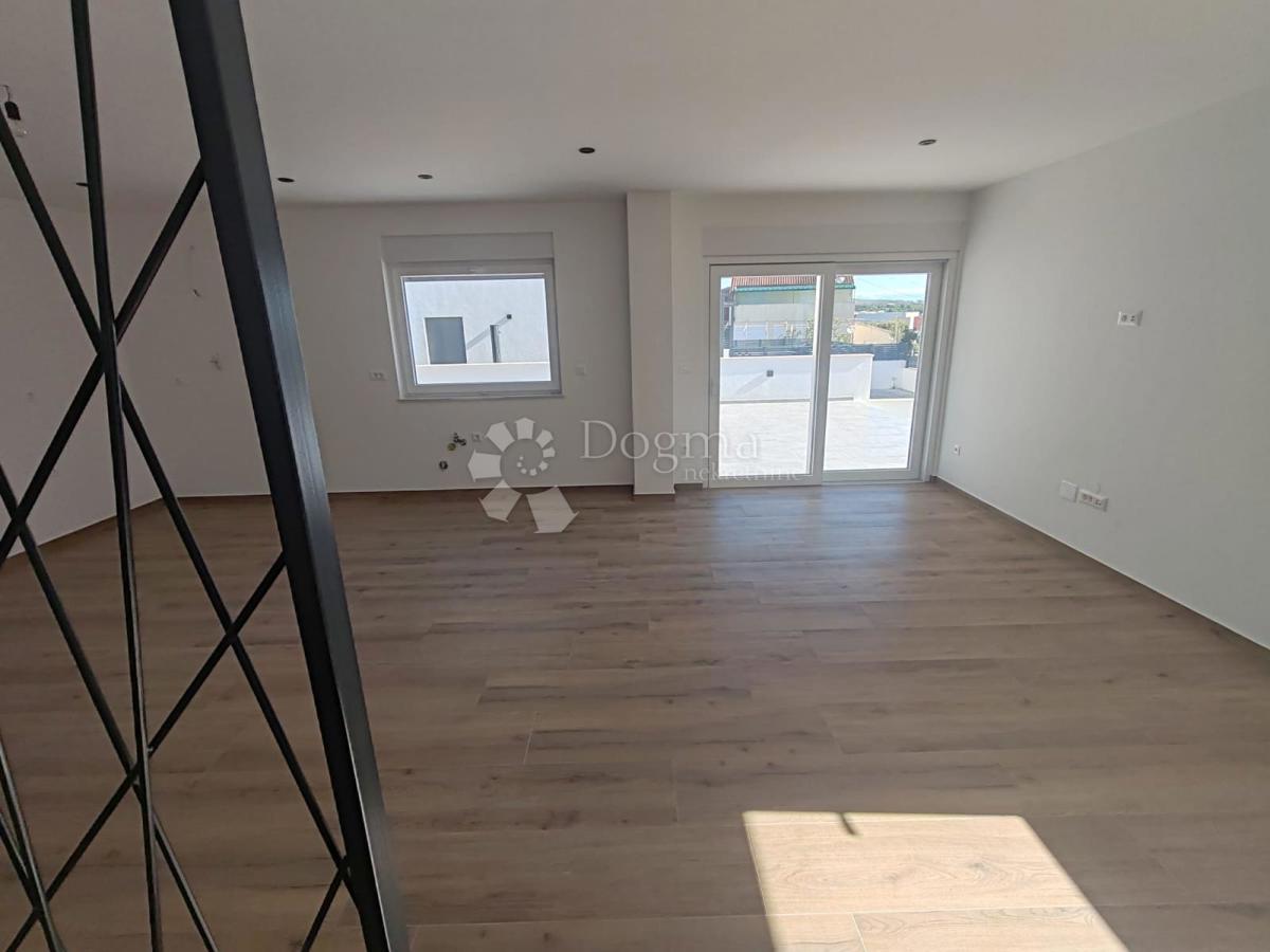 Haus Zu verkaufen - ŠIBENSKO-KNINSKA VODICE