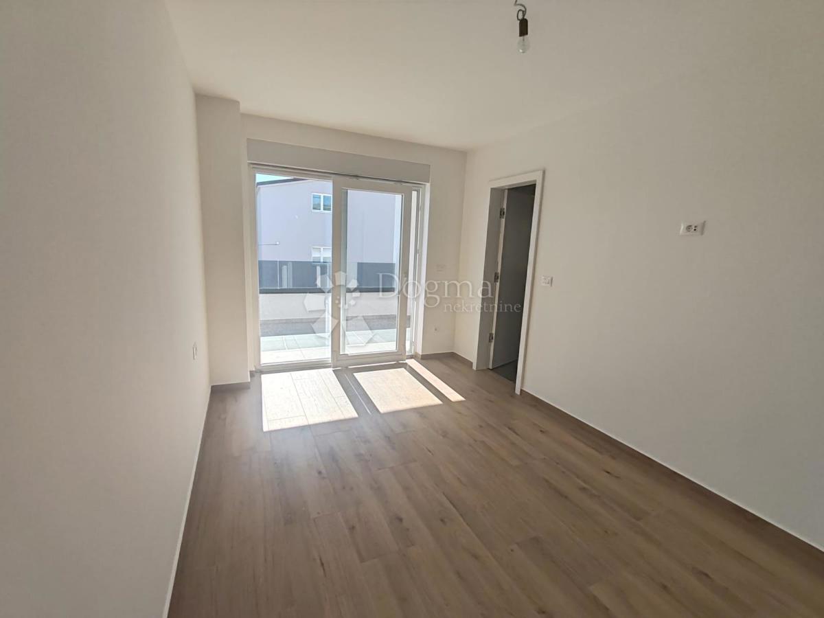 Haus Zu verkaufen - ŠIBENSKO-KNINSKA VODICE